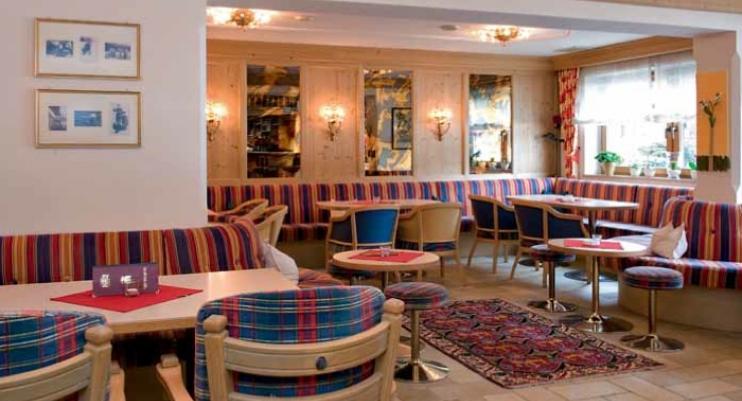 Tyrol Hotel