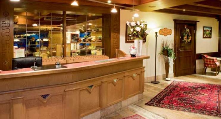 Tyrol Hotel