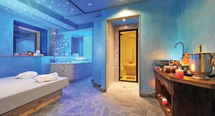 Bucaneve Hotel