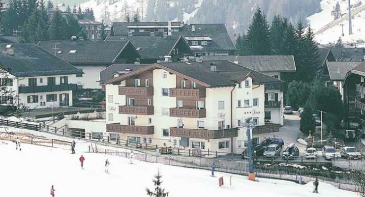 Serena Hotel